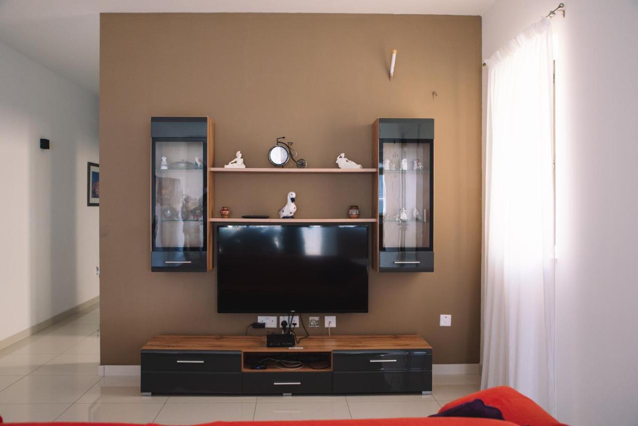 Modern 3 Bedroom With Ac Apartment Żabbar Exteriér fotografie